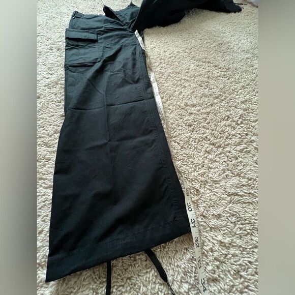 NIKE SB Kearny Skate Cargo Pants Black Straight Leg Loose Fit - Picture 14 of 15